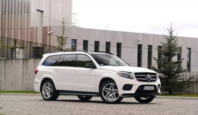 MERCEDES-BENZ GLS 