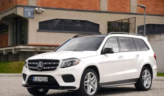 MERCEDES-BENZ GLS 