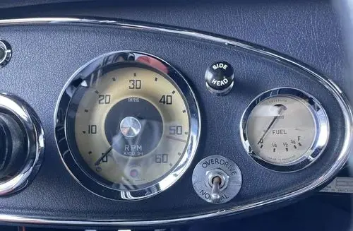 AUSTIN Mini 