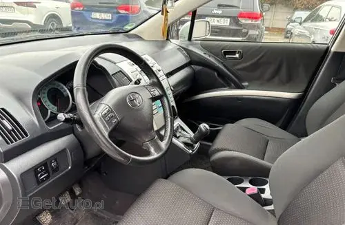 TOYOTA Corolla Verso 