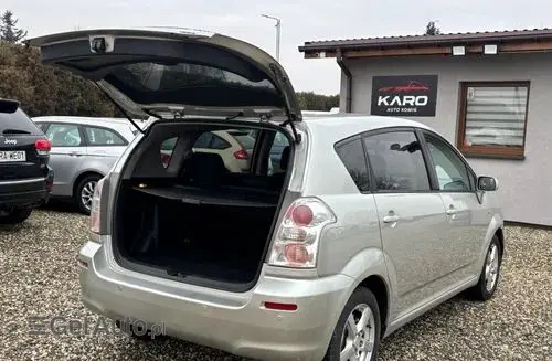 TOYOTA Corolla Verso 