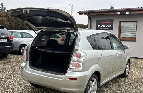 TOYOTA Corolla Verso 