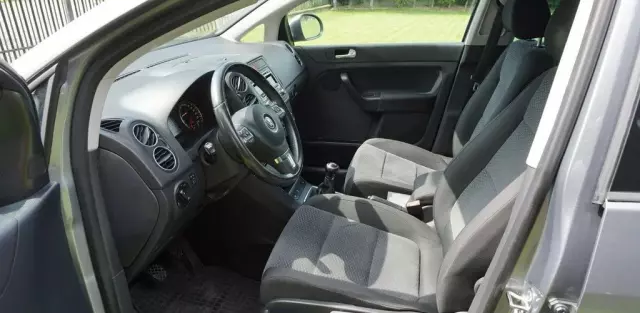 VOLKSWAGEN Golf Plus 