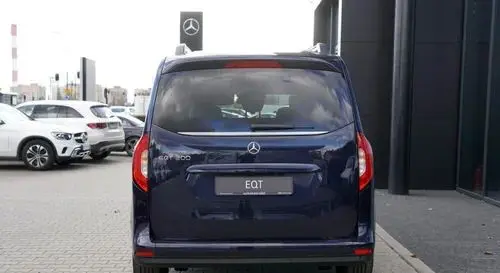 MERCEDES-BENZ EQT 