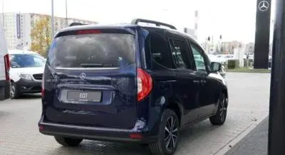 MERCEDES-BENZ EQT 