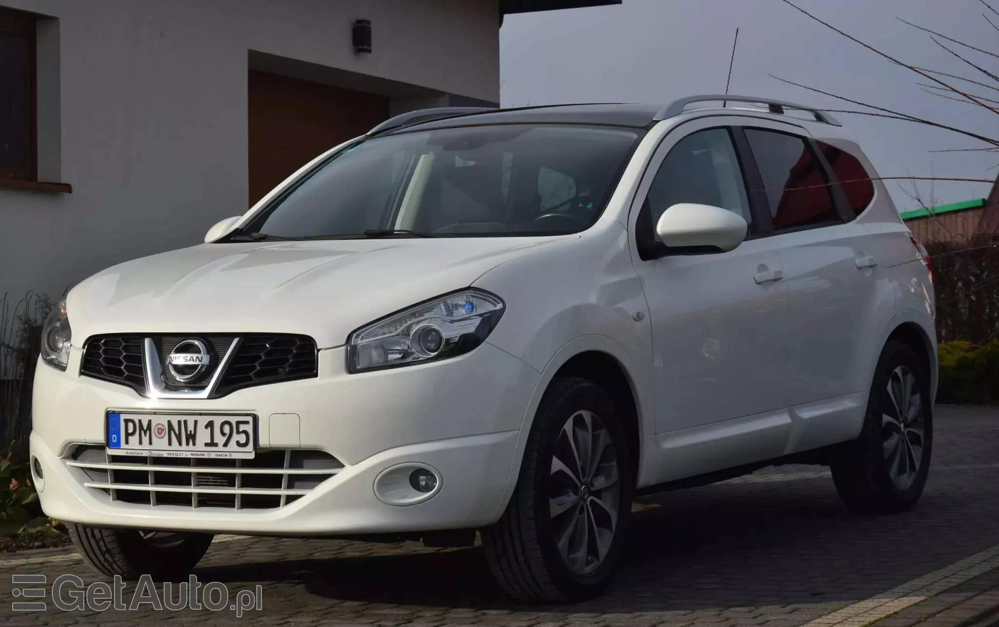 NISSAN Qashqai+2 2.0 Acenta