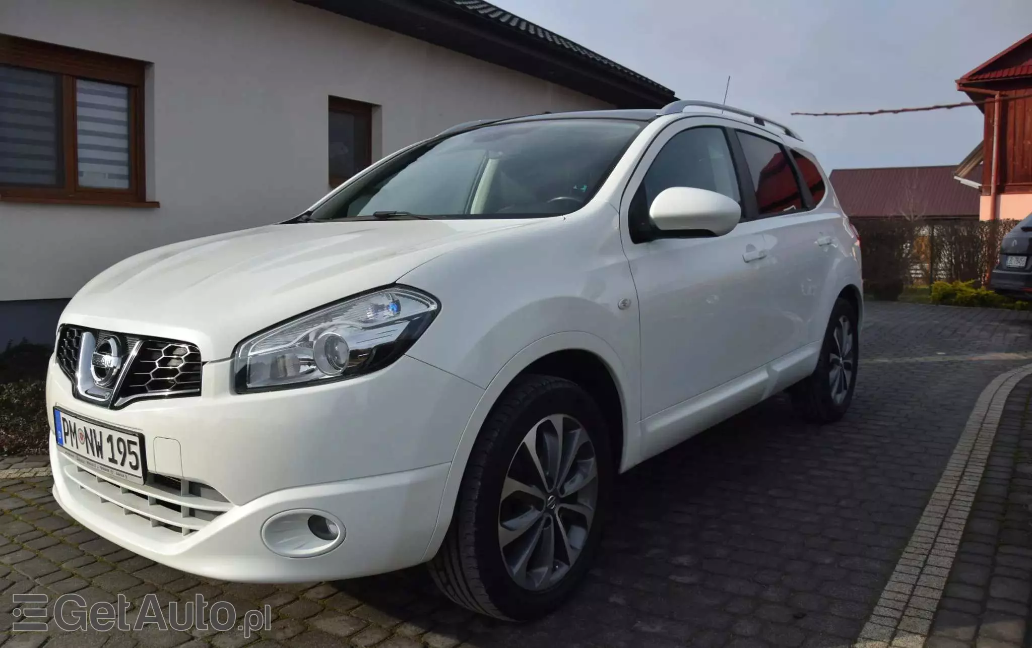 NISSAN Qashqai+2 2.0 Acenta