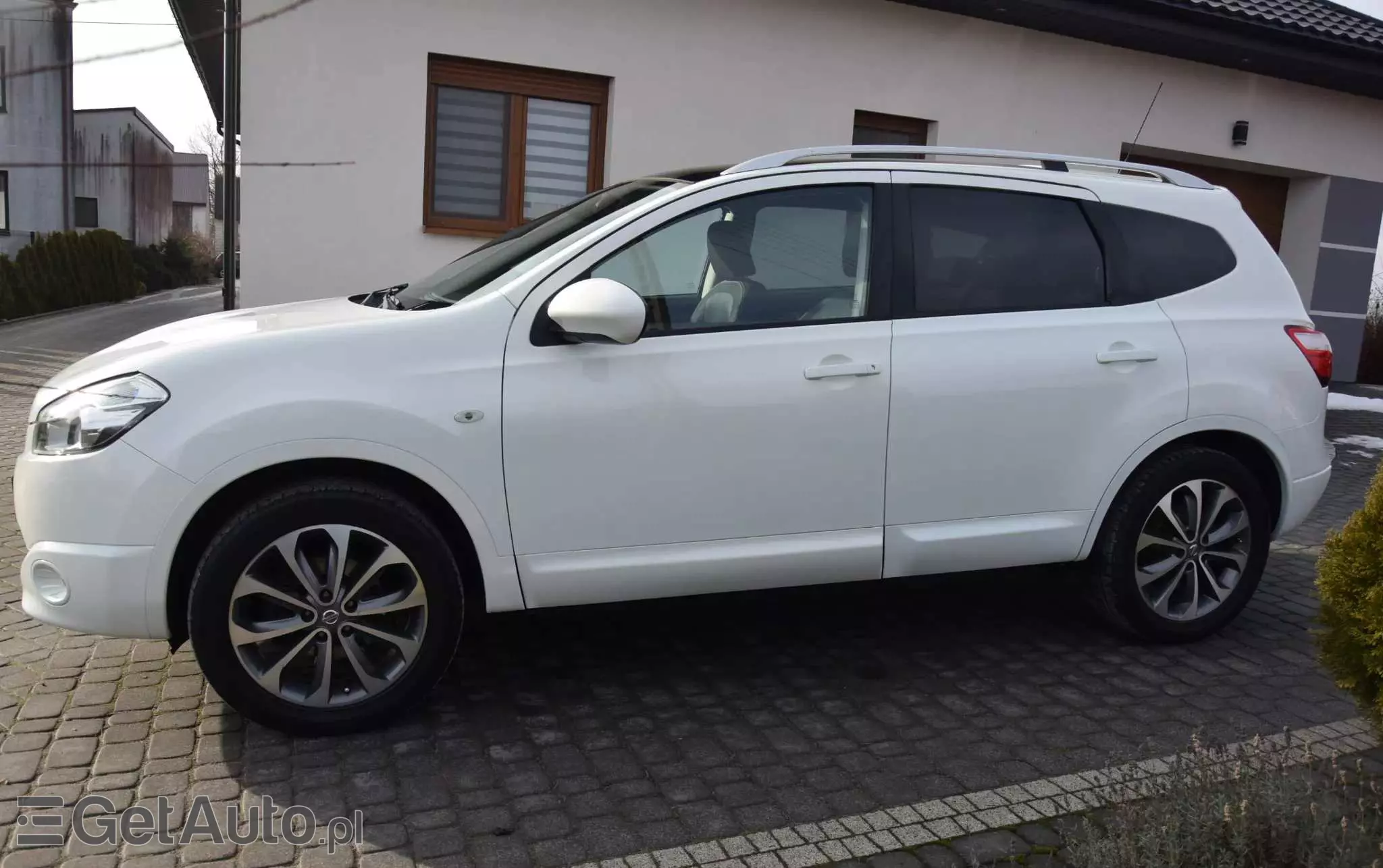 NISSAN Qashqai+2 2.0 Acenta