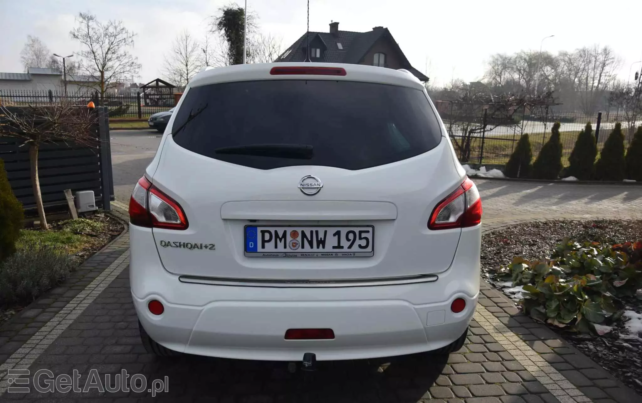 NISSAN Qashqai+2 2.0 Acenta