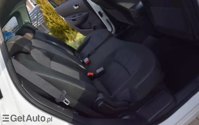 NISSAN Qashqai+2 2.0 Acenta