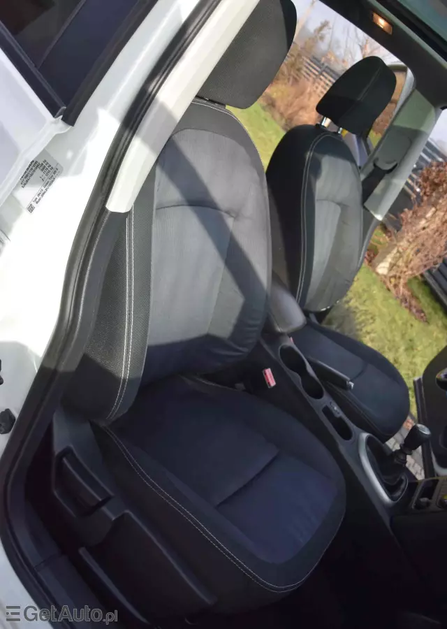 NISSAN Qashqai+2 2.0 Acenta