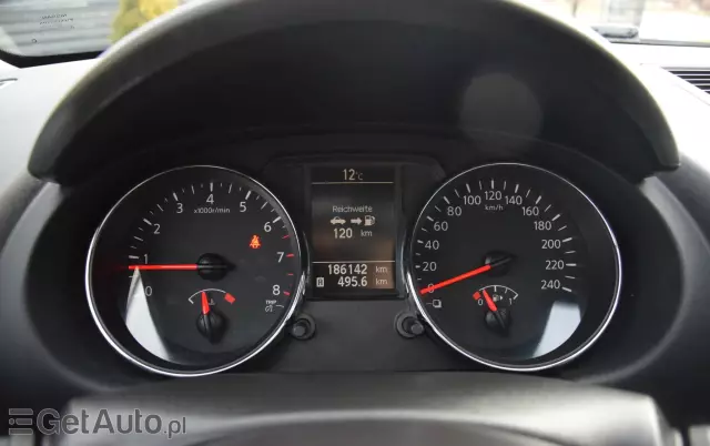 NISSAN Qashqai+2 2.0 Acenta