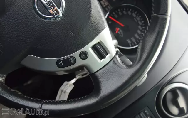 NISSAN Qashqai+2 2.0 Acenta