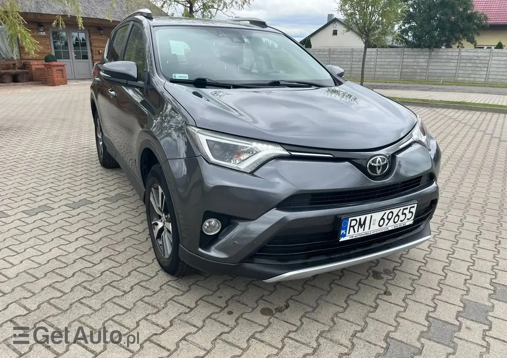 TOYOTA RAV4 