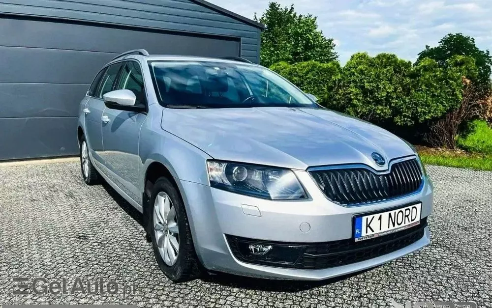 SKODA Octavia 1.4 TSI Elegance