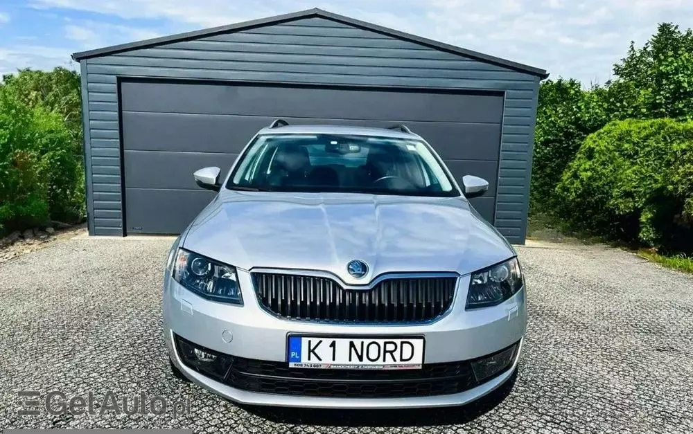 SKODA Octavia 1.4 TSI Elegance