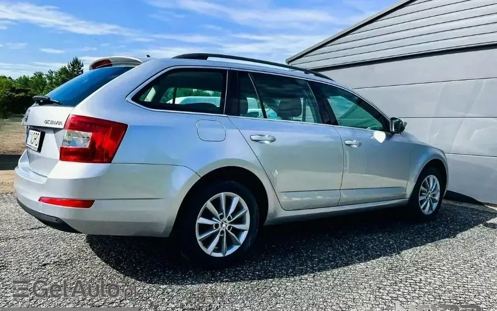 SKODA Octavia 1.4 TSI Elegance
