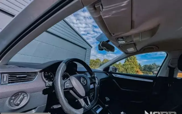 SKODA Octavia 1.4 TSI Elegance