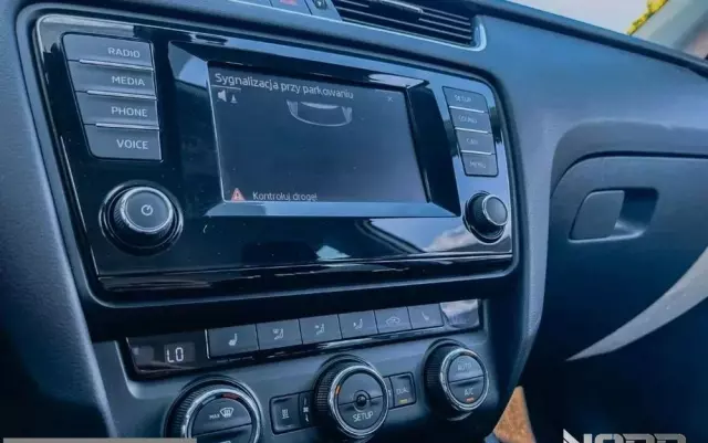 SKODA Octavia 1.4 TSI Elegance