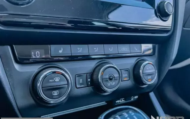 SKODA Octavia 1.4 TSI Elegance