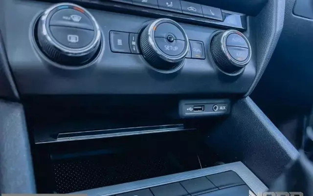 SKODA Octavia 1.4 TSI Elegance