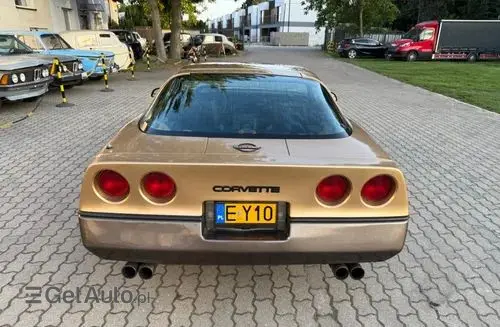 CHEVROLET Corvette 