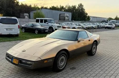 CHEVROLET Corvette 