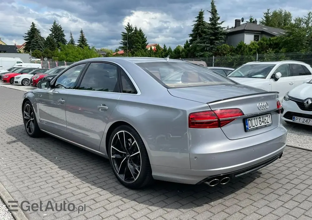 AUDI A8 4.2 TDI clean diesel L Quattro