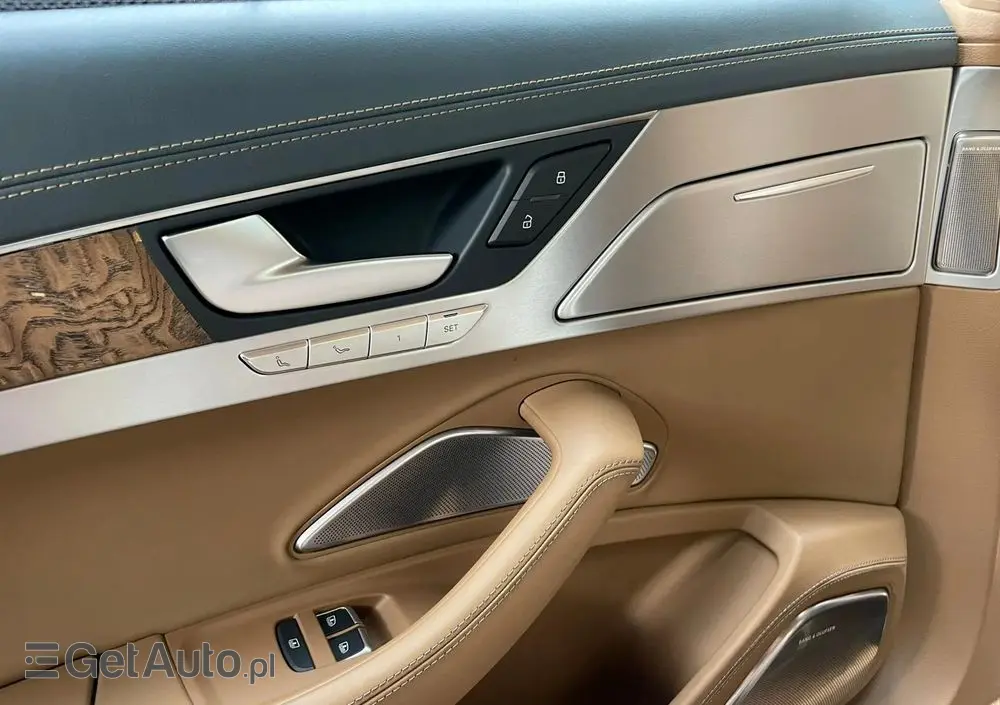 AUDI A8 4.2 TDI clean diesel L Quattro