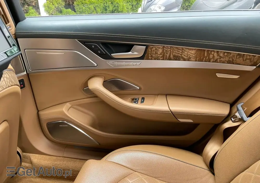AUDI A8 4.2 TDI clean diesel L Quattro