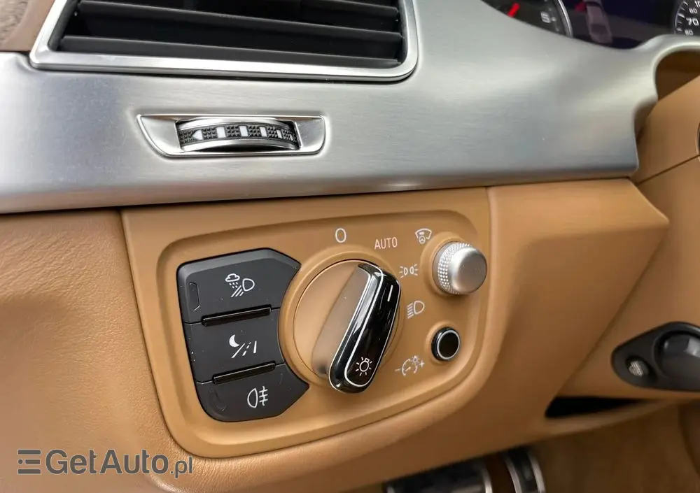 AUDI A8 4.2 TDI clean diesel L Quattro