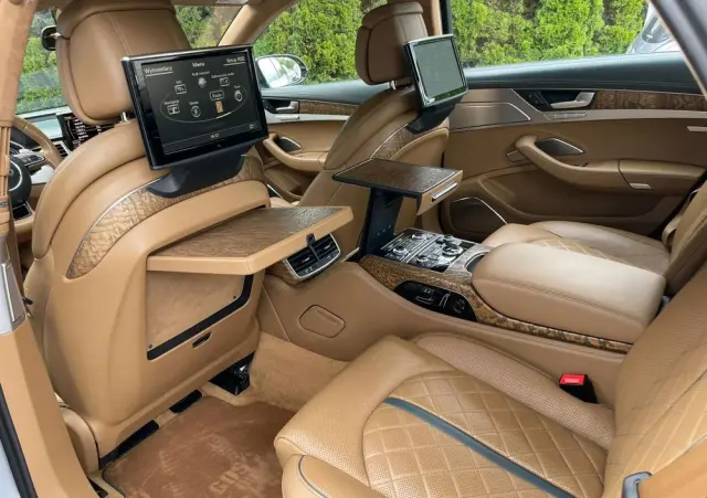 AUDI A8 4.2 TDI clean diesel L Quattro