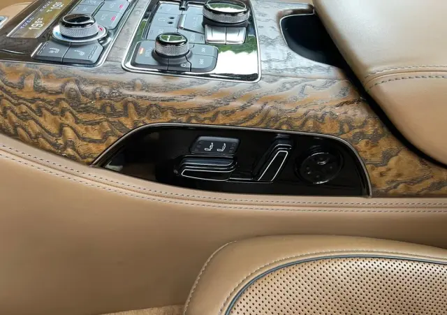 AUDI A8 4.2 TDI clean diesel L Quattro