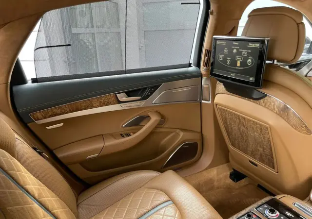 AUDI A8 4.2 TDI clean diesel L Quattro