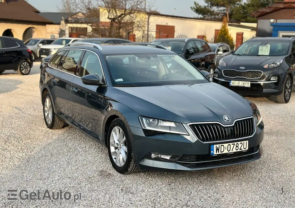 SKODA Superb 2.0 TDI SCR Style DSG