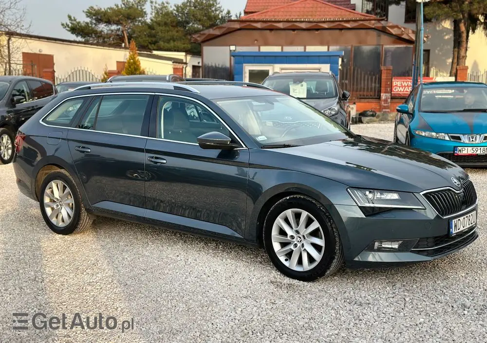 SKODA Superb 2.0 TDI SCR Style DSG