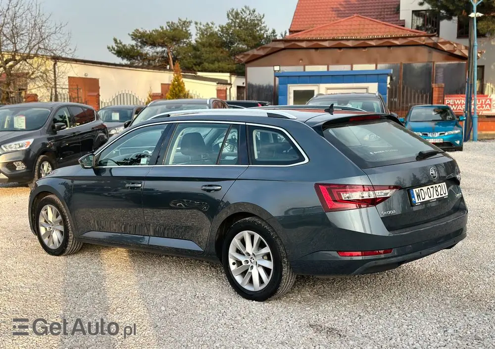 SKODA Superb 2.0 TDI SCR Style DSG