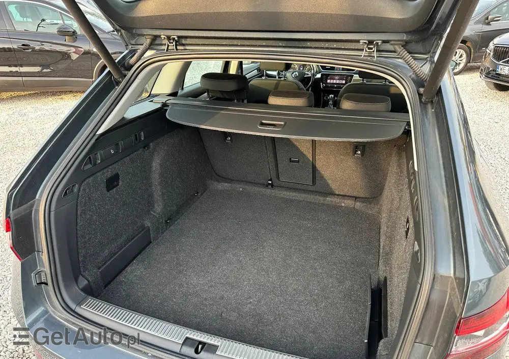 SKODA Superb 2.0 TDI SCR Style DSG