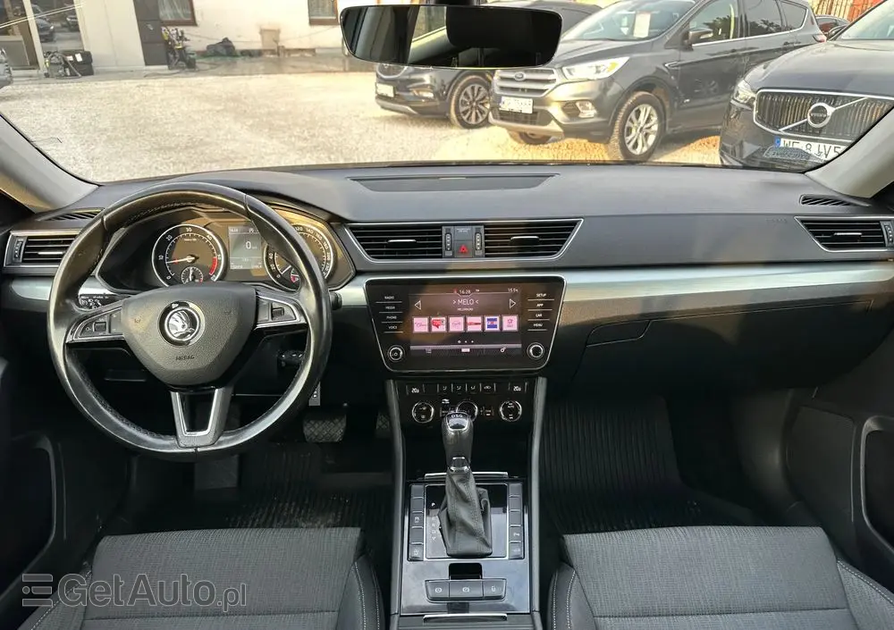 SKODA Superb 2.0 TDI SCR Style DSG