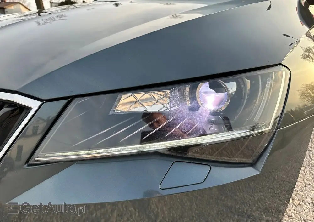 SKODA Superb 2.0 TDI SCR Style DSG