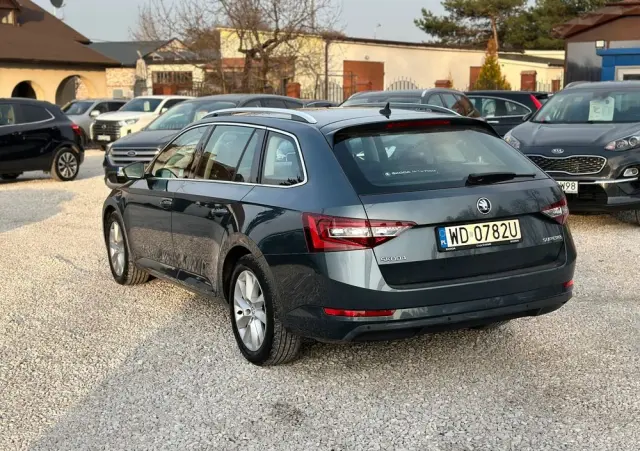SKODA Superb 2.0 TDI SCR Style DSG