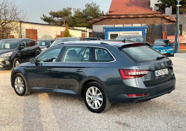 SKODA Superb 2.0 TDI SCR Style DSG