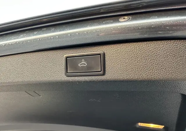 SKODA Superb 2.0 TDI SCR Style DSG