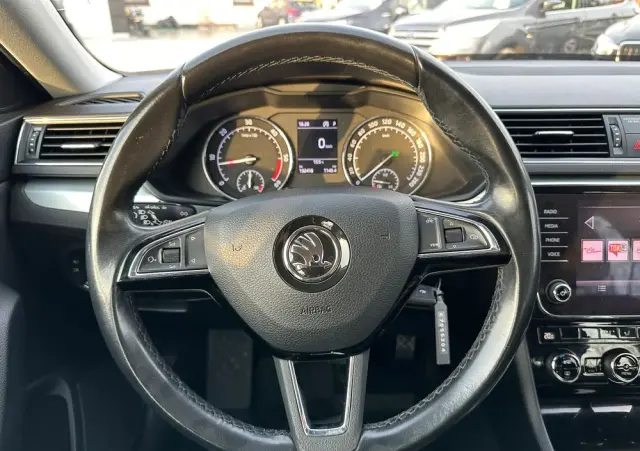 SKODA Superb 2.0 TDI SCR Style DSG