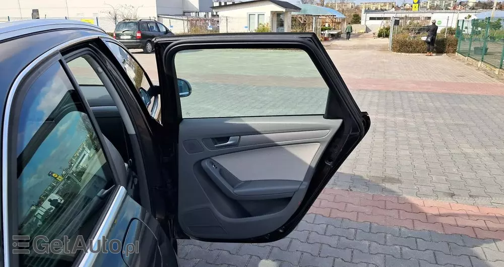 AUDI A4 Avant 2.0 TDI e DPF Ambiente