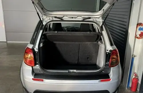 SUZUKI SX4 