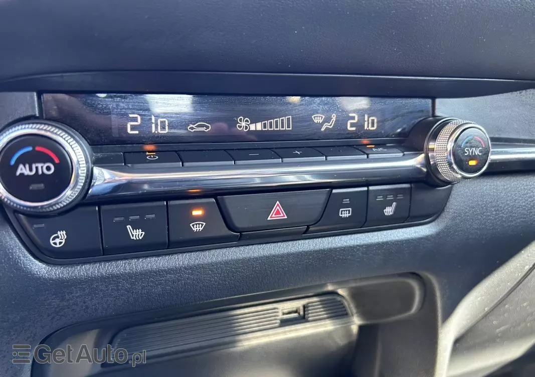 MAZDA CX-30 2.0 mHEV Hikari 2WD