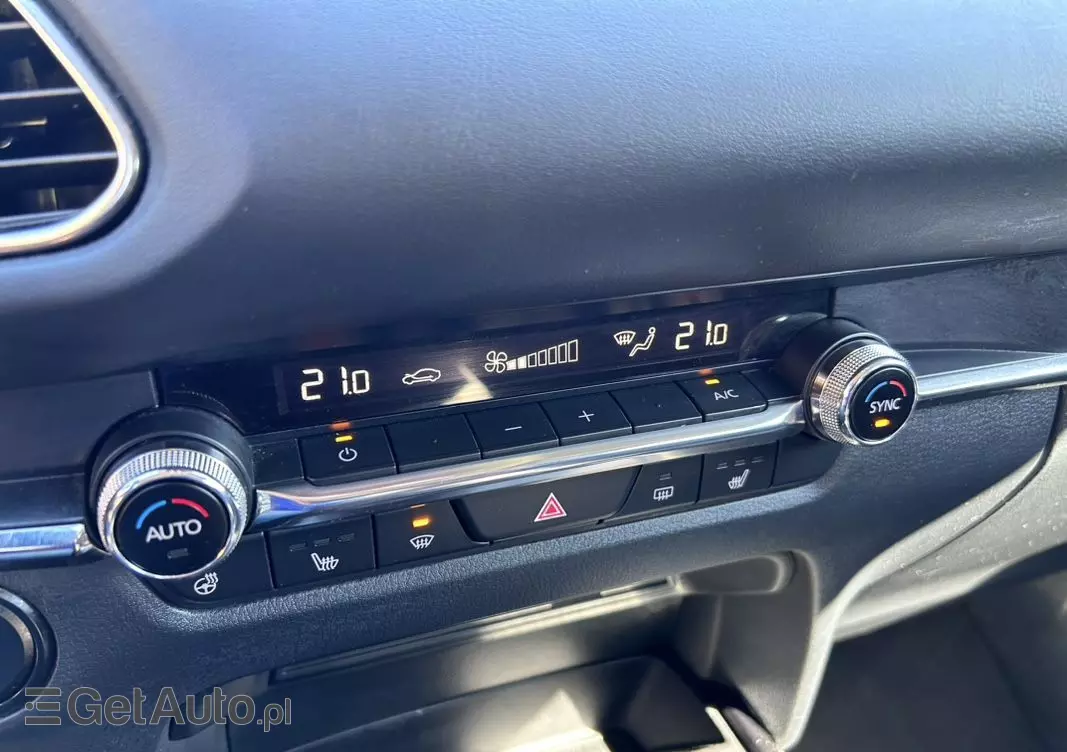 MAZDA CX-30 2.0 mHEV Hikari 2WD