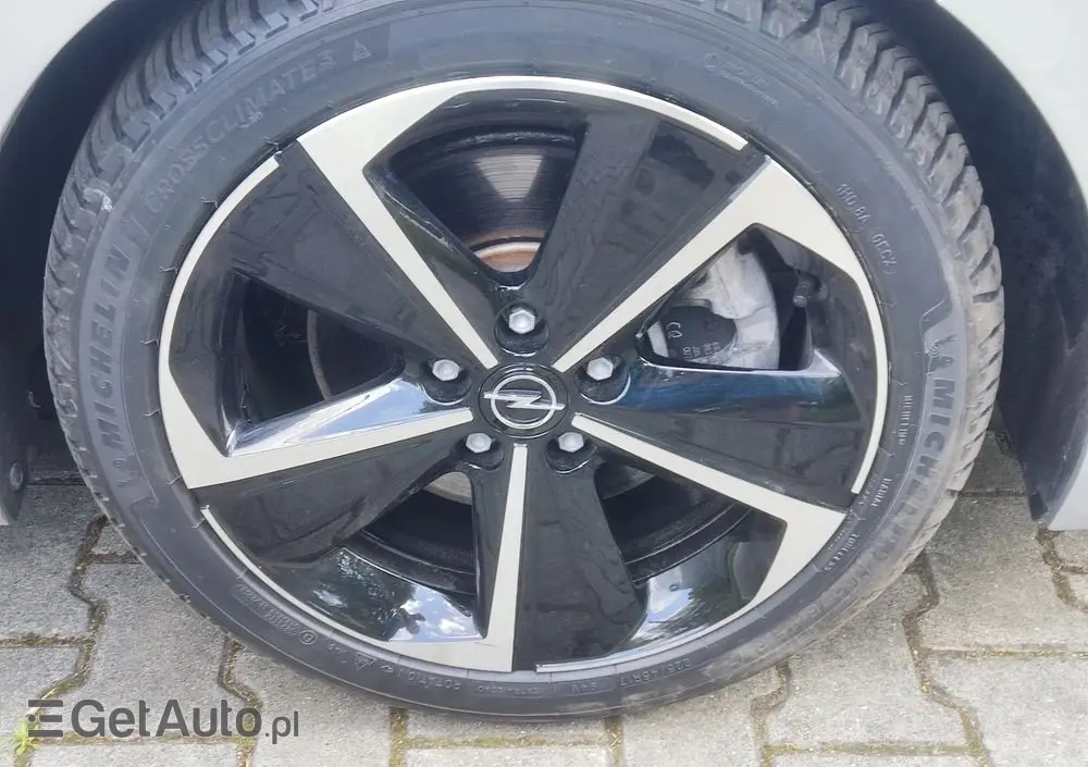 OPEL Astra 1.2 T GS Line S&S