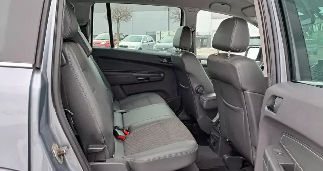 OPEL Zafira 1.8 Design Edition